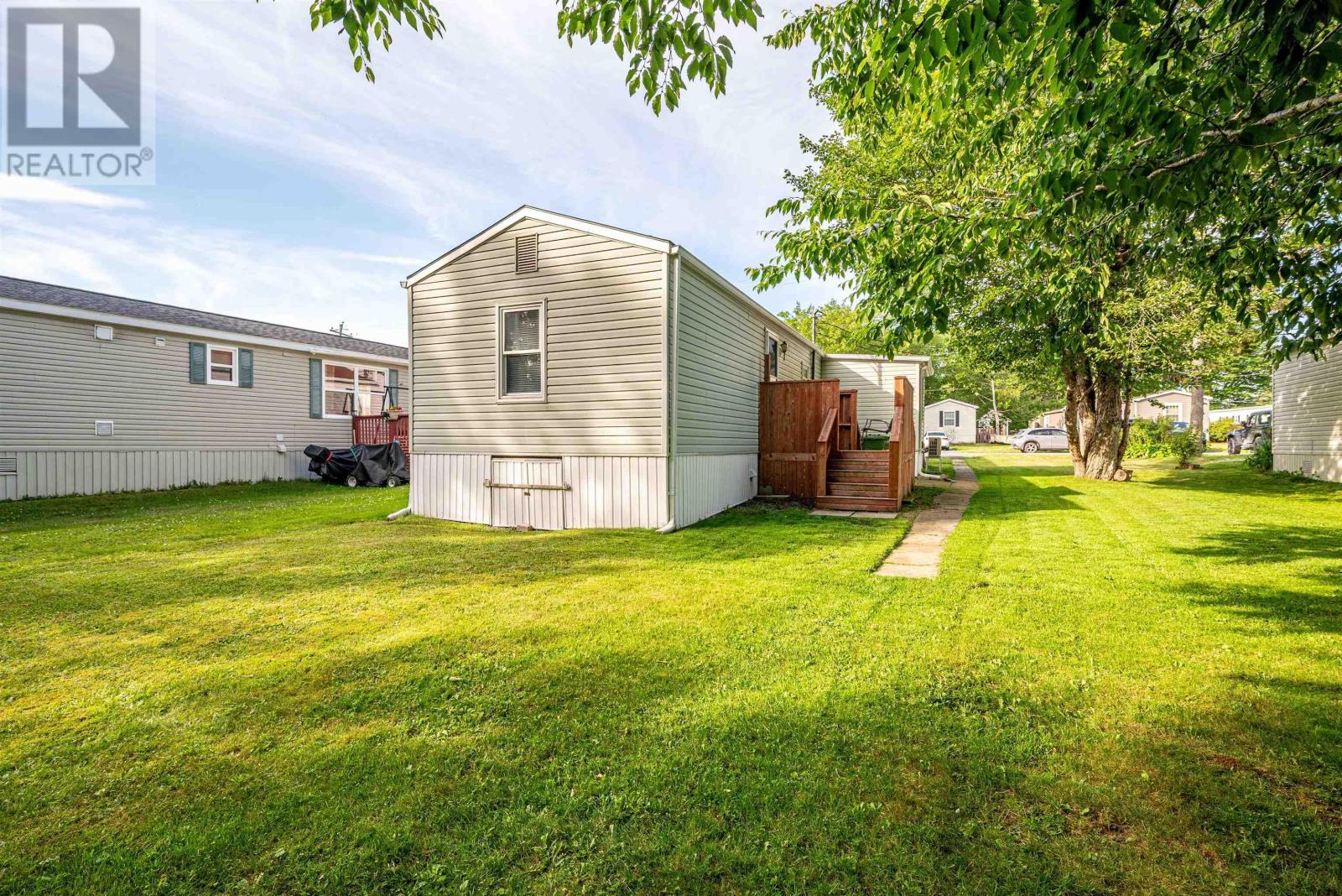 32 Champlain Avenue, Middle Sackville, Nova Scotia  B4E 3B2 - Photo 27 - 202606203