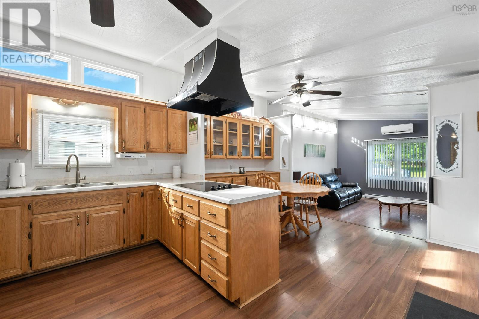 32 Champlain Avenue, Middle Sackville, Nova Scotia  B4E 3B2 - Photo 9 - 202606203