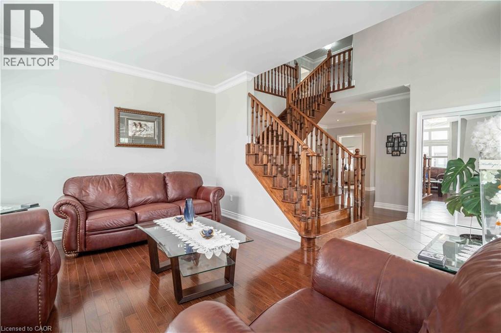 3220 Sorrento Crescent, Burlington, Ontario  L7M 0N4 - Photo 8 - 40817179