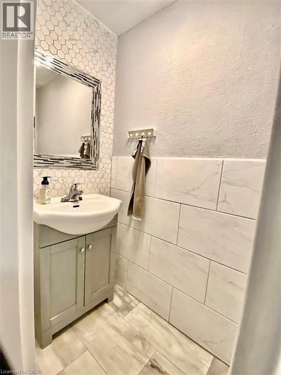 11 Harrisford Street Unit# 98, Hamilton, Ontario  L8K 6L7 - Photo 5 - 40817124