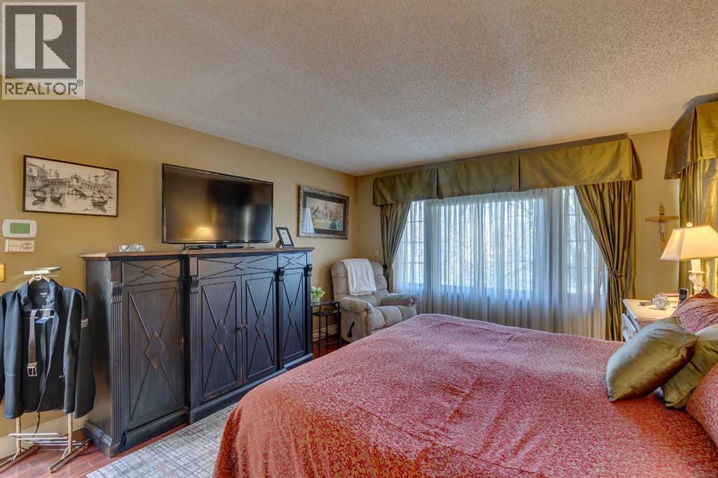 1302 Frontenac Avenue Sw, Calgary, Alberta  T2B 1B6 - Photo 26 - A2265694