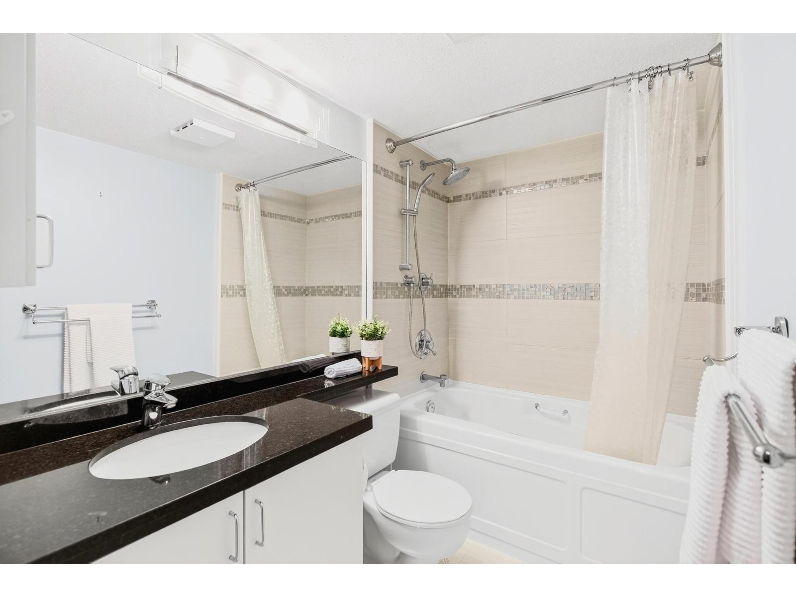 205 15140 29a Avenue, Surrey, British Columbia  V4P 3B1 - Photo 19 - R3105403