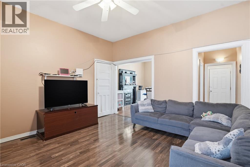 211 West Avenue N, Hamilton, Ontario  L8L 5C7 - Photo 5 - 40817174