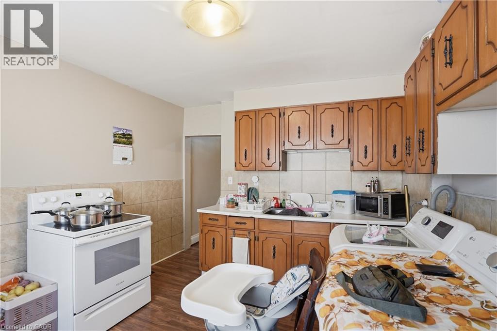 211 West Avenue N, Hamilton, Ontario  L8L 5C7 - Photo 9 - 40817174