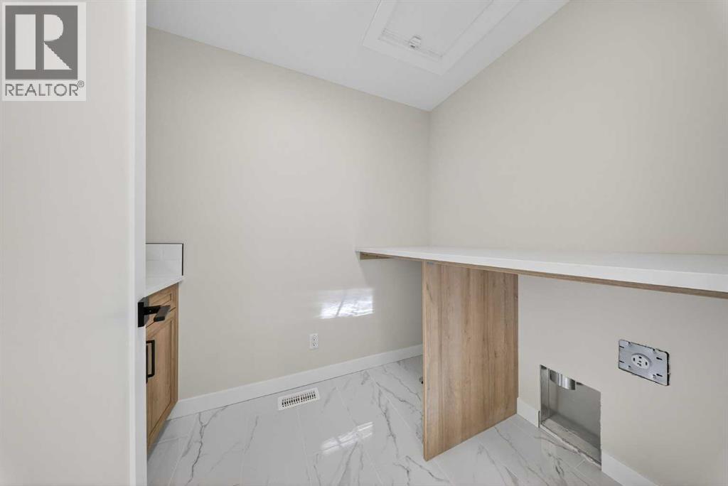 298 Kinniburgh Loop, Chestermere, Alberta  T1X 3C3 - Photo 29 - A2279032