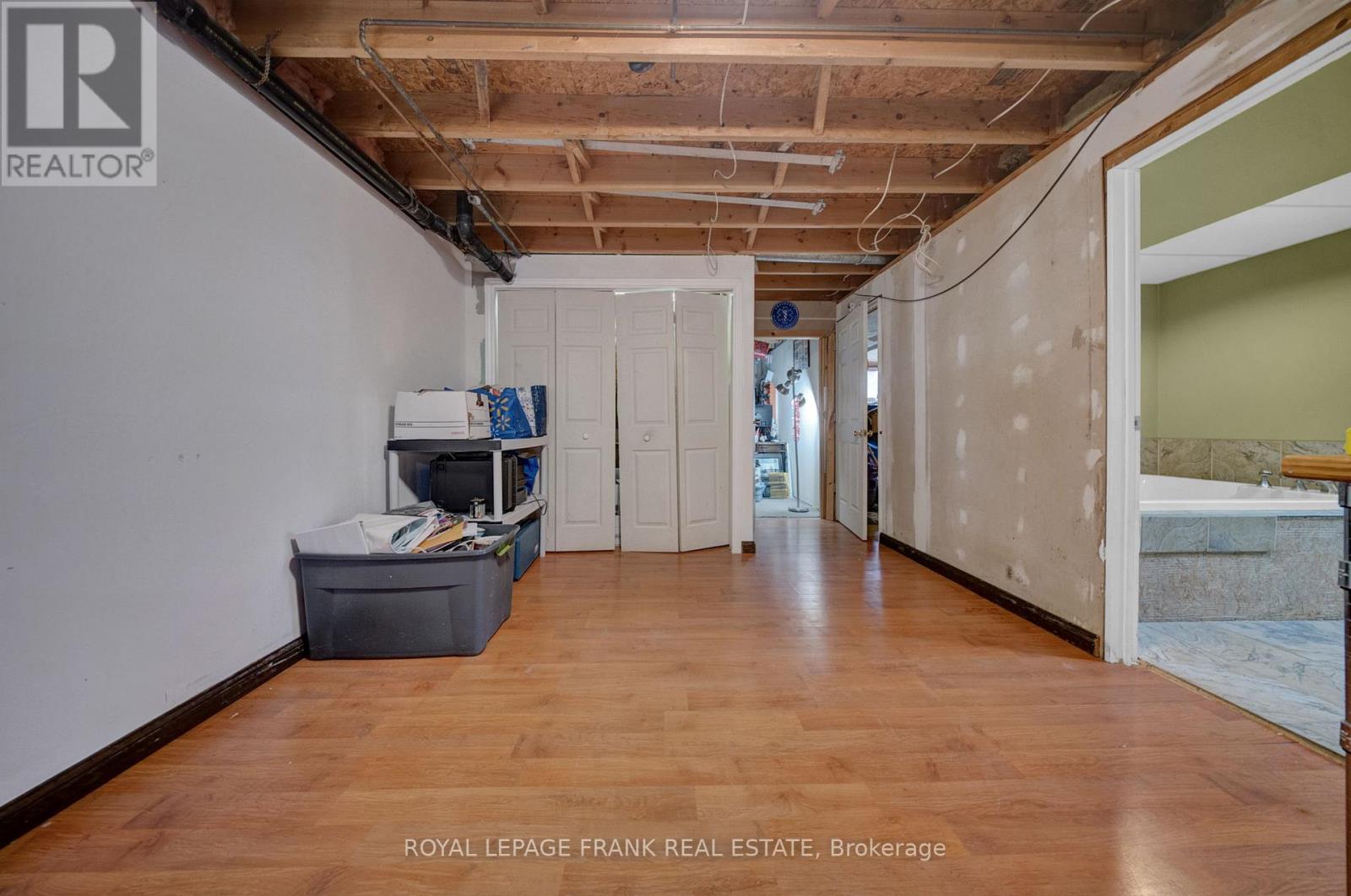 2 Fairbairn Court S, Clarington, Ontario L1C 4K9 - Photo 34 - E12950908