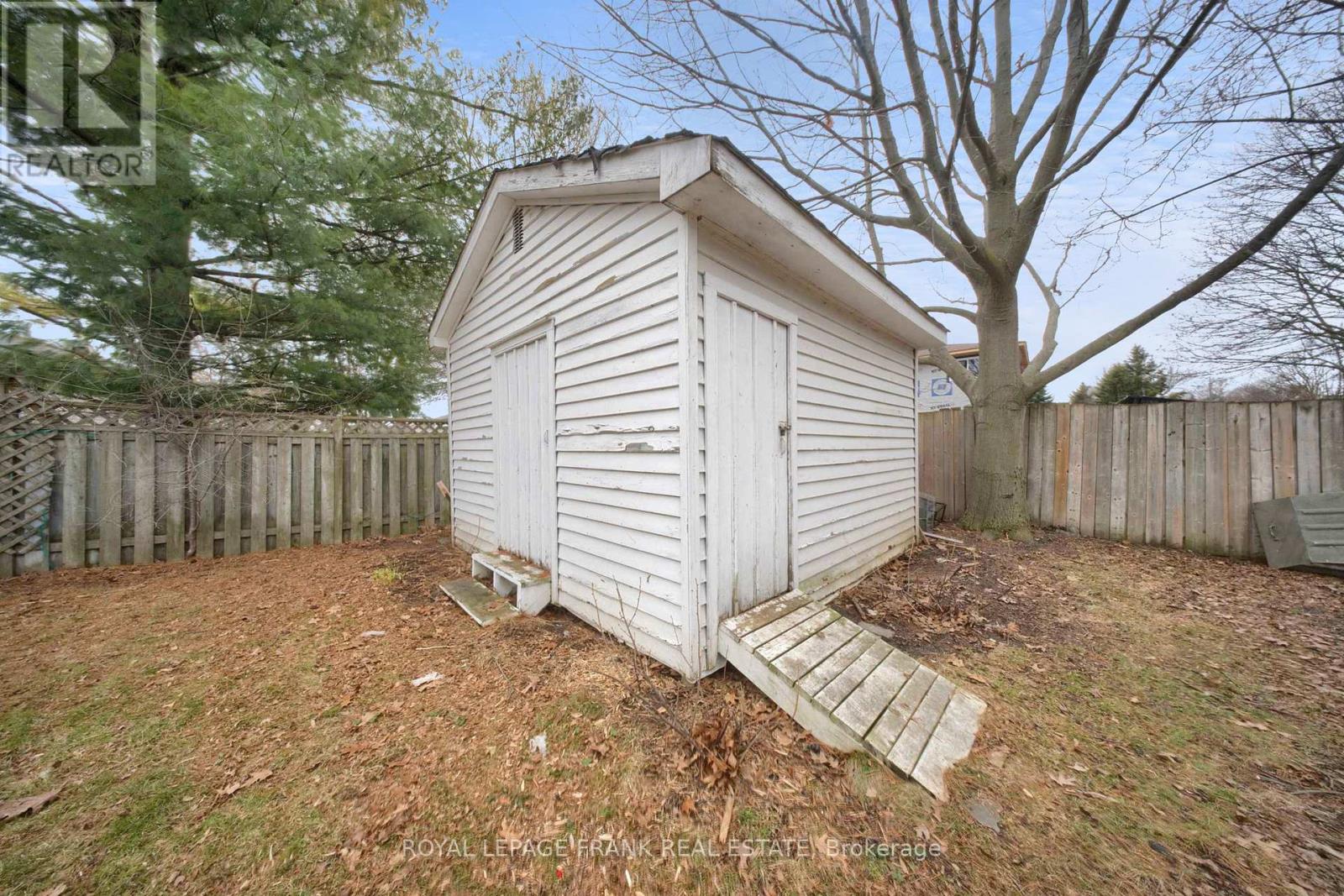 2 Fairbairn Court S, Clarington, Ontario L1C 4K9 - Photo 43 - E12950908