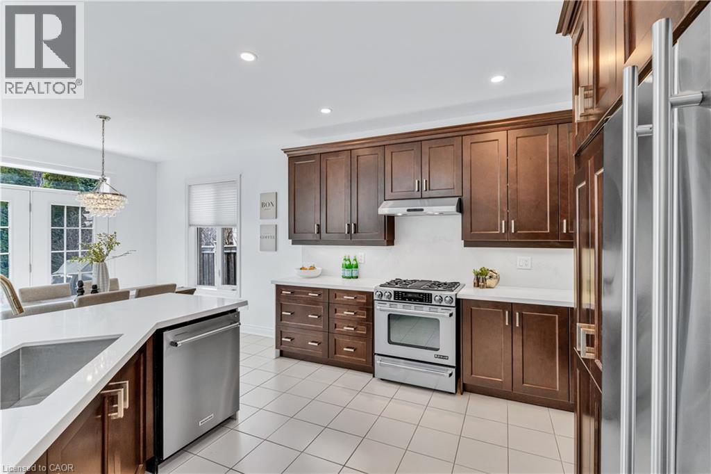 202 Innville Crescent, Oakville, Ontario  L6L 0B8 - Photo 8 - 40809198