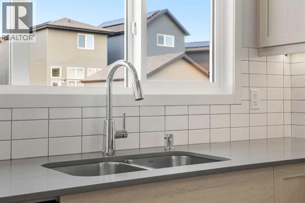 118 Wolf Hollow Terrace Se, Calgary, Alberta  T2X 6C5 - Photo 11 - A2288423