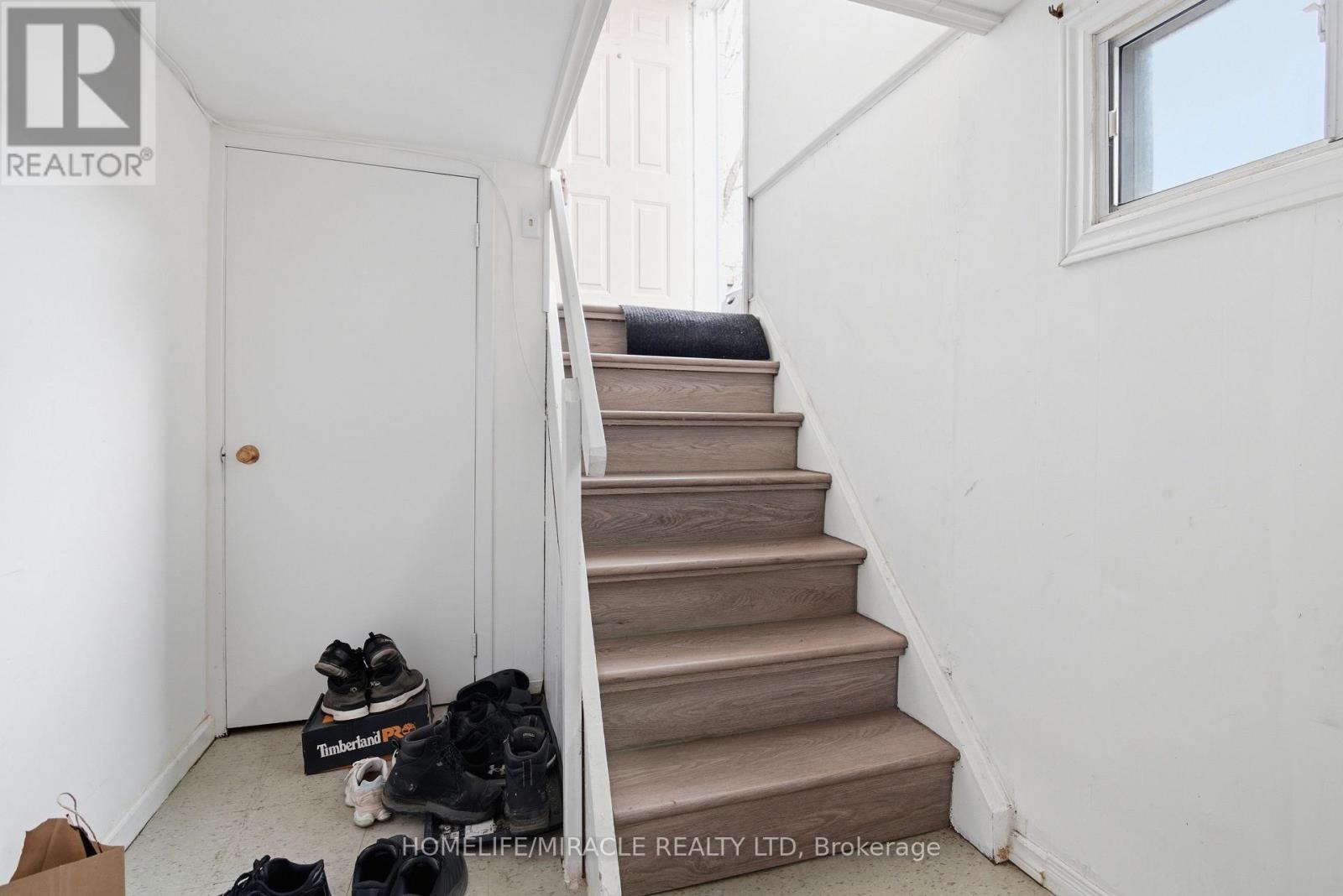 Basement - 21 Albion Crescent, Brampton, Ontario  L6T 1L3 - Photo 5 - W12950250