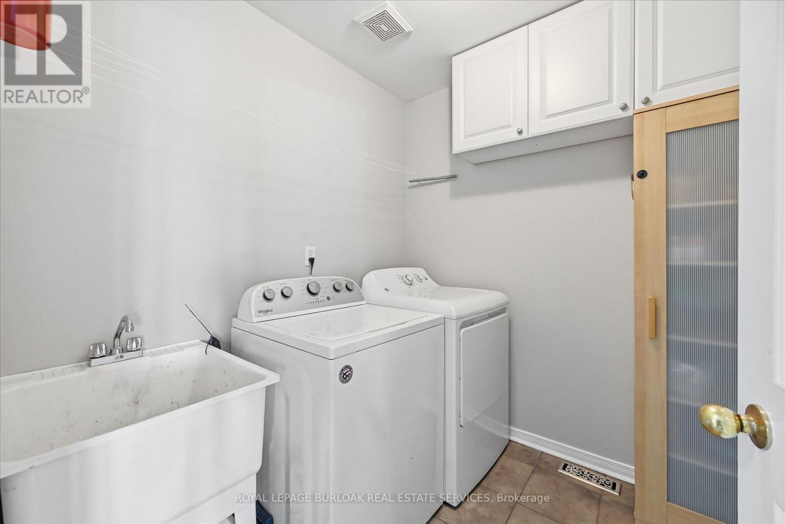 6 - 5110 Fairview Street, Burlington, Ontario  L7L 7H6 - Photo 10 - W12950252