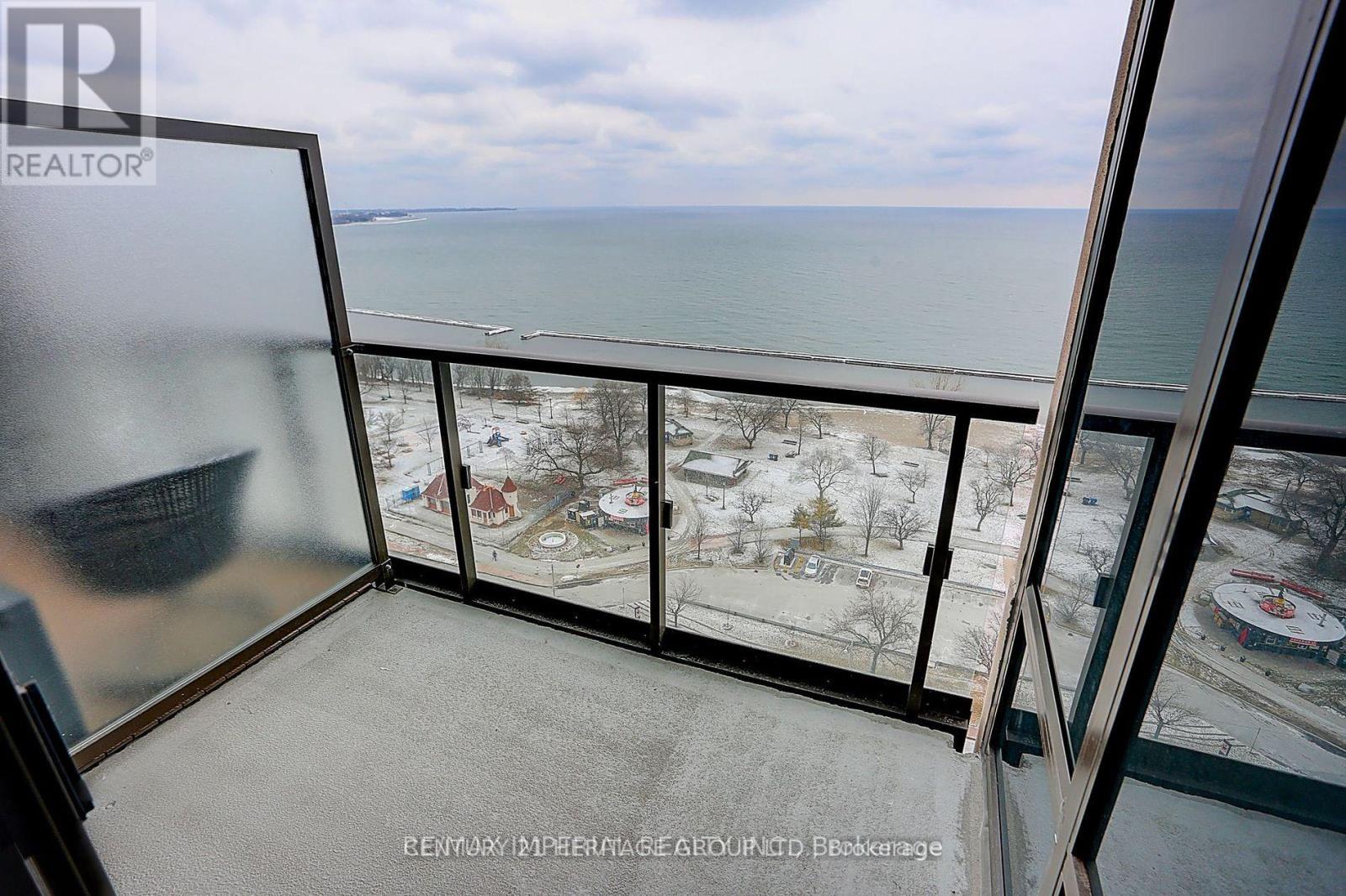 2009 - 1926 Lake Shore Boulevard W, Toronto, Ontario  M6S 1A1 - Photo 14 - W12950254