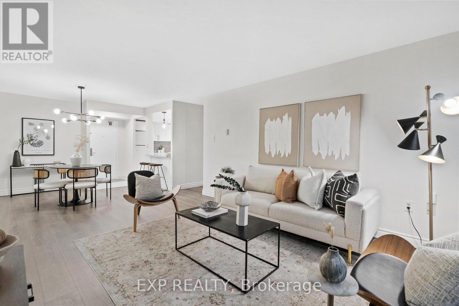 707 - 25 Fairview Road W, Mississauga, Ontario  L5B 3Y8 - Photo 10 - W12950262