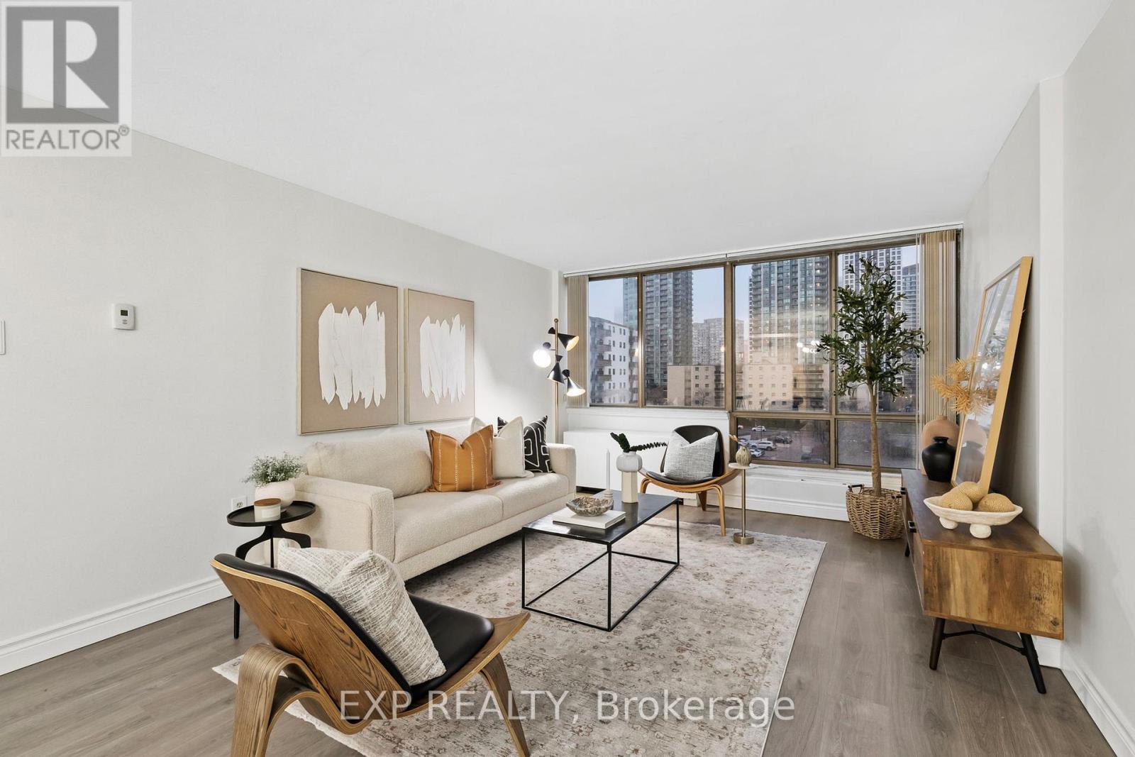 707 - 25 Fairview Road W, Mississauga, Ontario  L5B 3Y8 - Photo 12 - W12950262