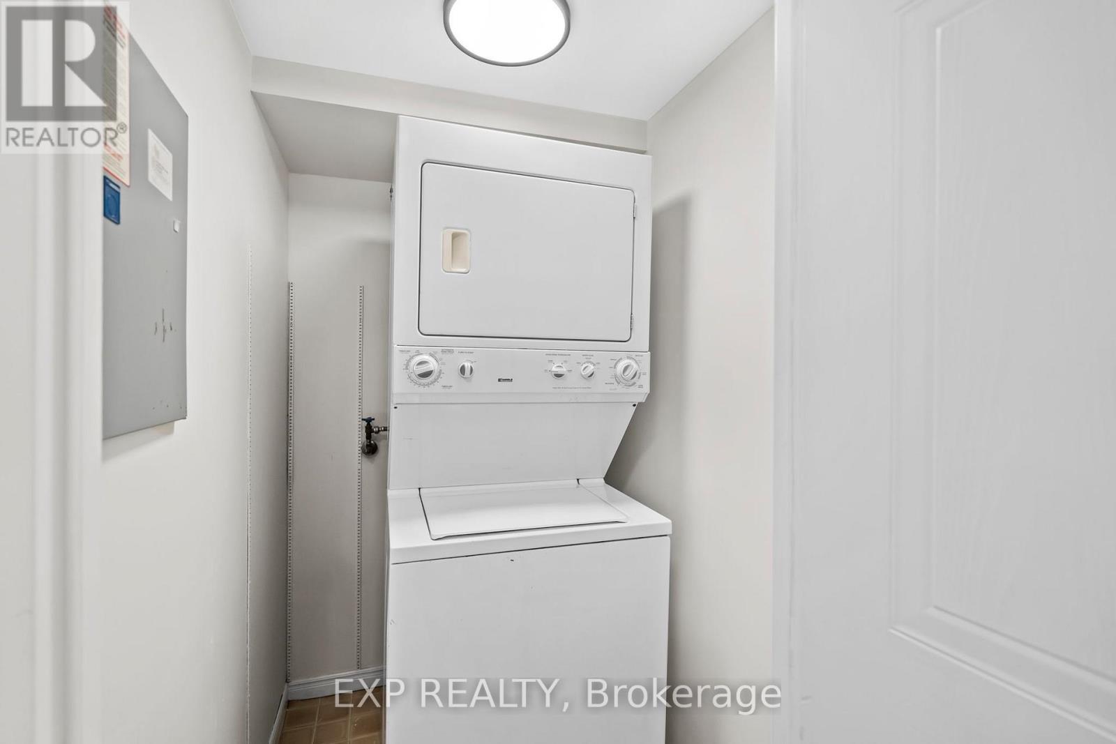 707 - 25 Fairview Road W, Mississauga, Ontario  L5B 3Y8 - Photo 24 - W12950262