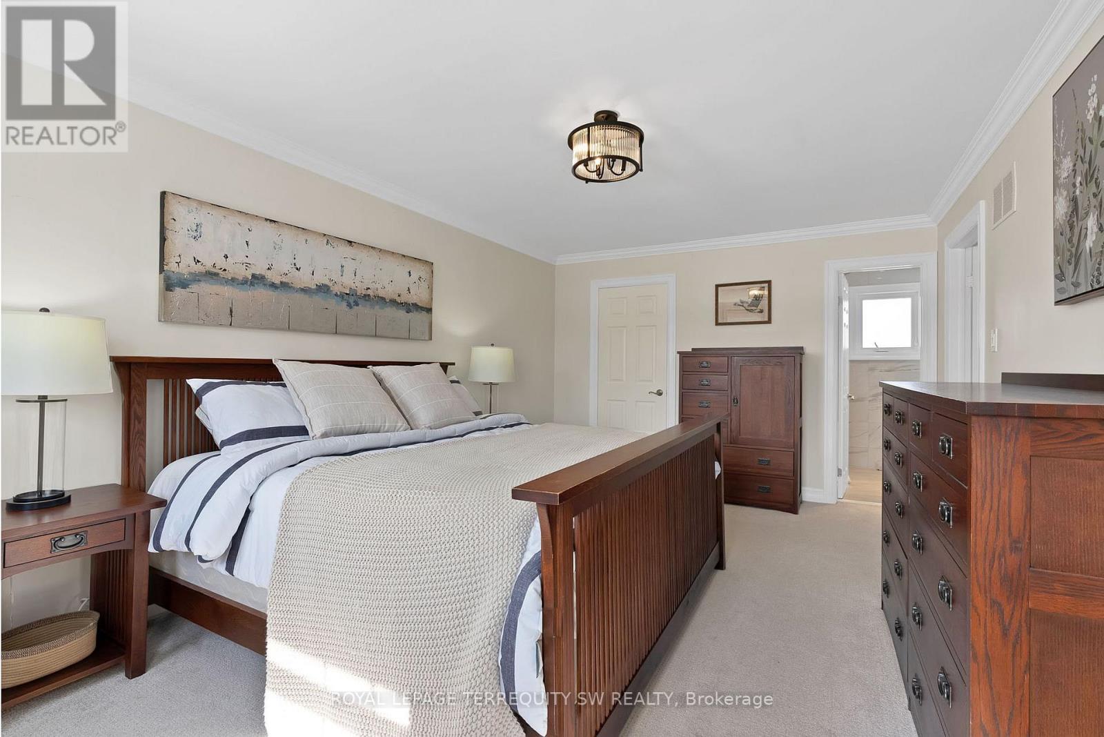 1169 Carlo Court, Mississauga, Ontario  L4W 3N6 - Photo 25 - W12950282