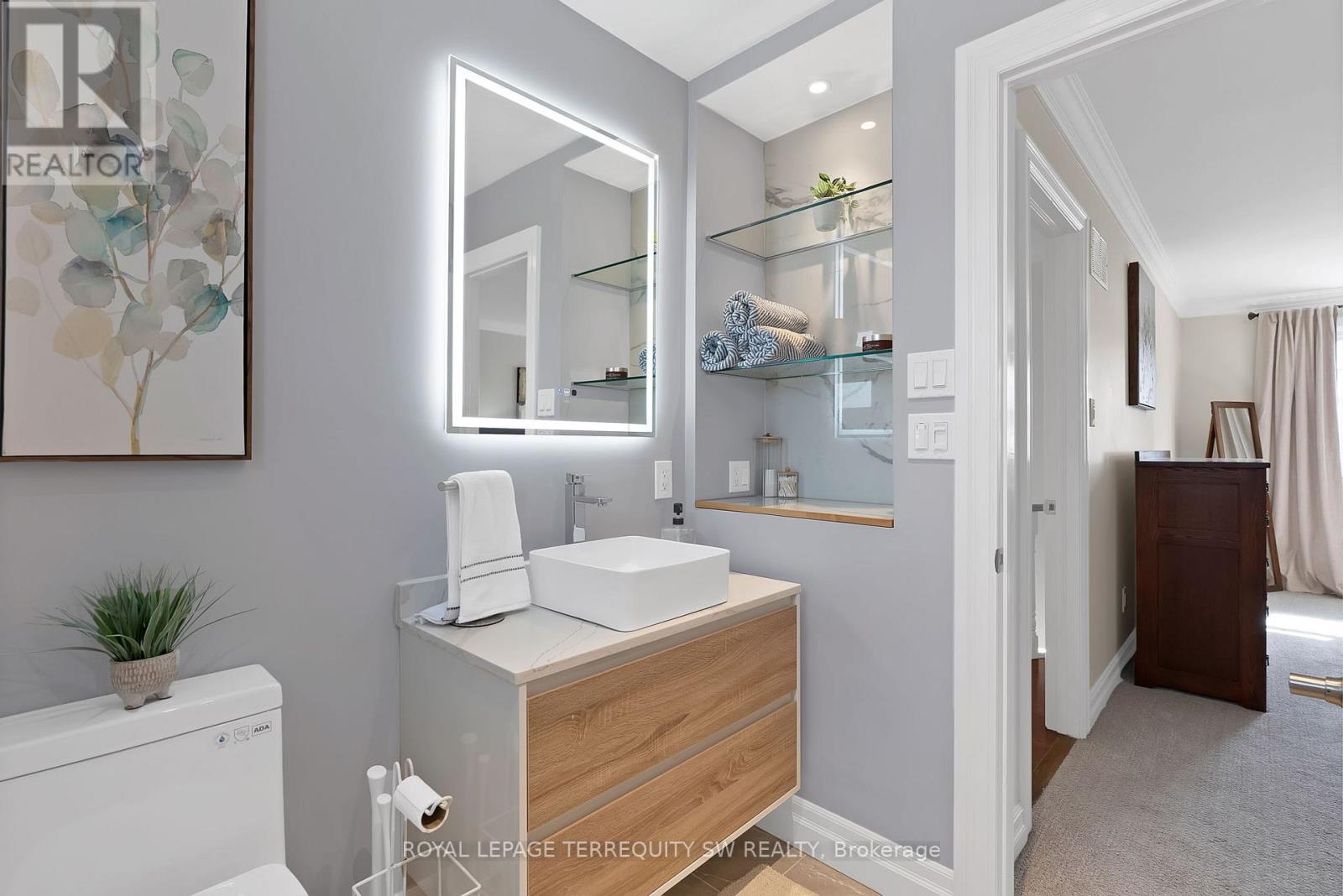 1169 Carlo Court, Mississauga, Ontario  L4W 3N6 - Photo 26 - W12950282