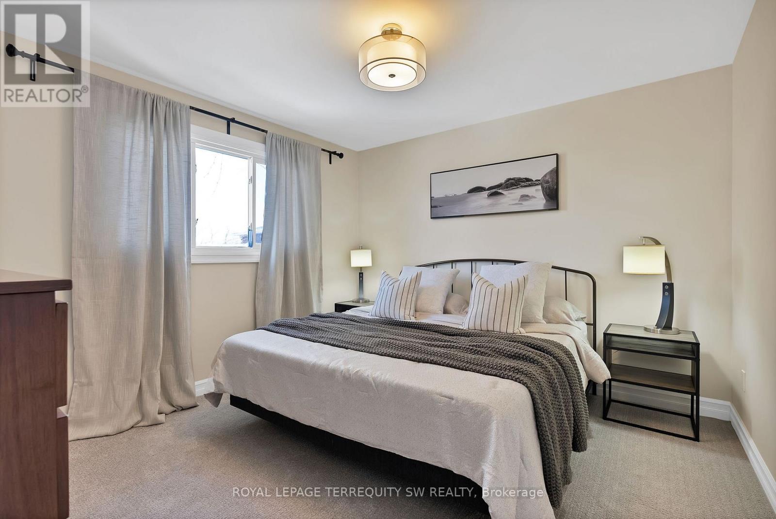 1169 Carlo Court, Mississauga, Ontario  L4W 3N6 - Photo 29 - W12950282