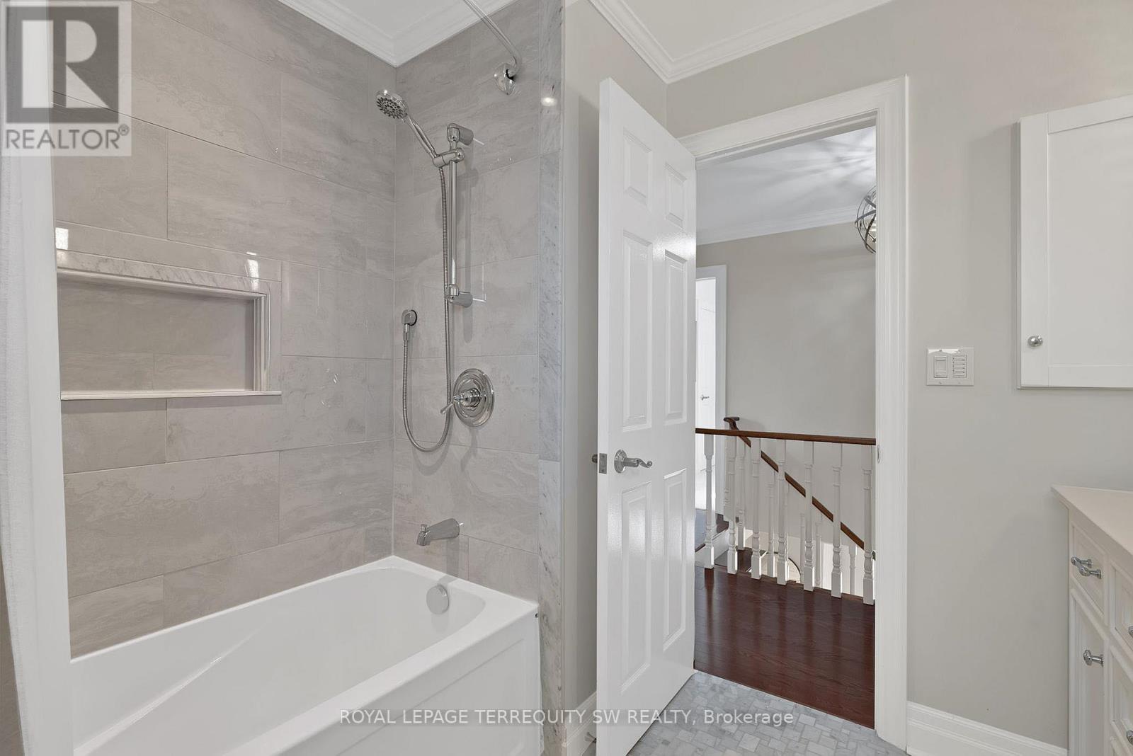 1169 Carlo Court, Mississauga, Ontario  L4W 3N6 - Photo 34 - W12950282