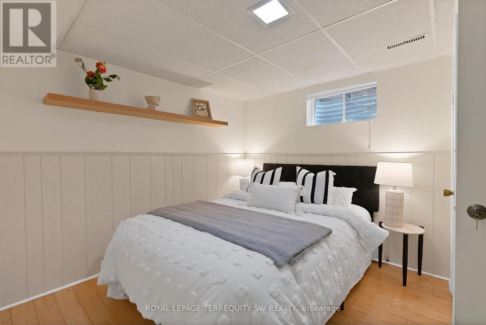 1169 Carlo Court, Mississauga, Ontario  L4W 3N6 - Photo 41 - W12950282