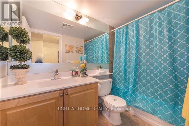 1713 - 310 Burnhamthorpe Road W, Mississauga, Ontario  L5B 4P9 - Photo 20 - W12950288