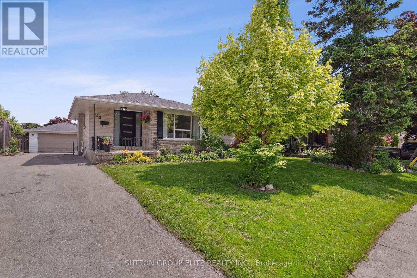 Main - 25 Gower Road, Halton Hills, Ontario  L7G 1E6 - Photo 2 - W12950294