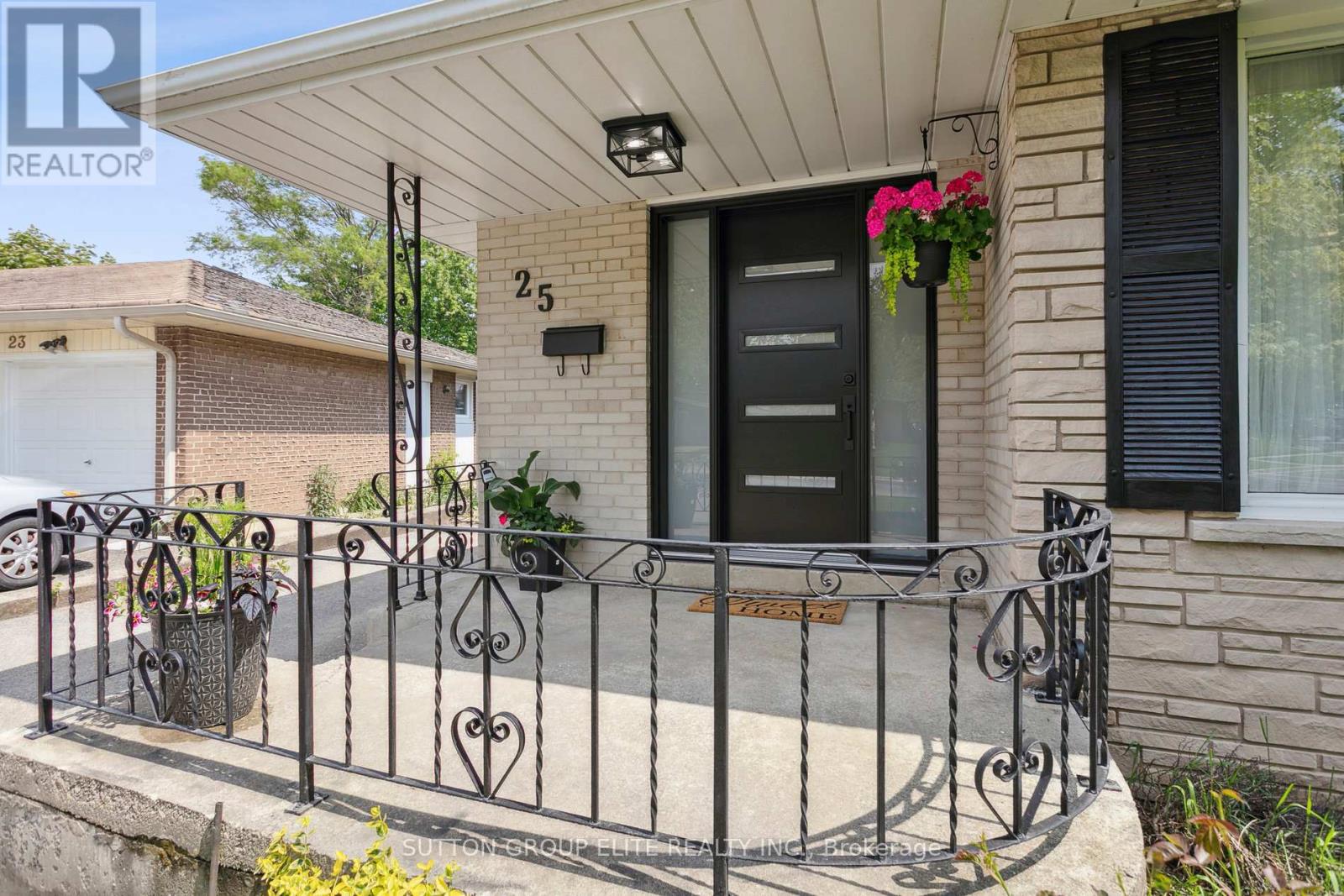 Main - 25 Gower Road, Halton Hills, Ontario  L7G 1E6 - Photo 3 - W12950294