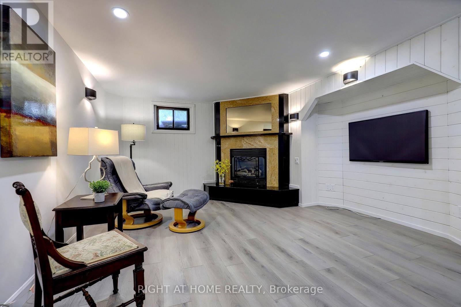 56 Cynthia Road, Toronto, Ontario  M6N 2P9 - Photo 18 - W12950310