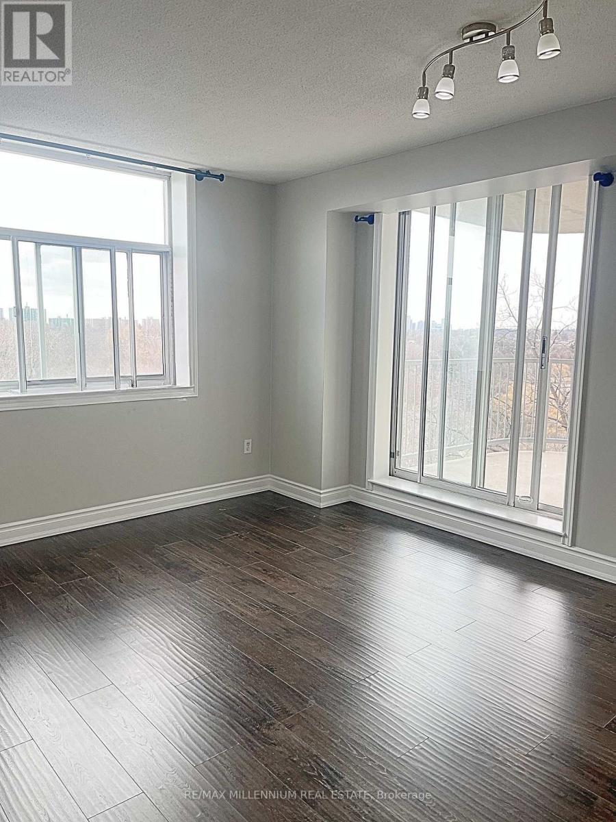 611 - 3559 Eglinton Avenue, Toronto, Ontario  M6M 5C6 - Photo 3 - W12950316