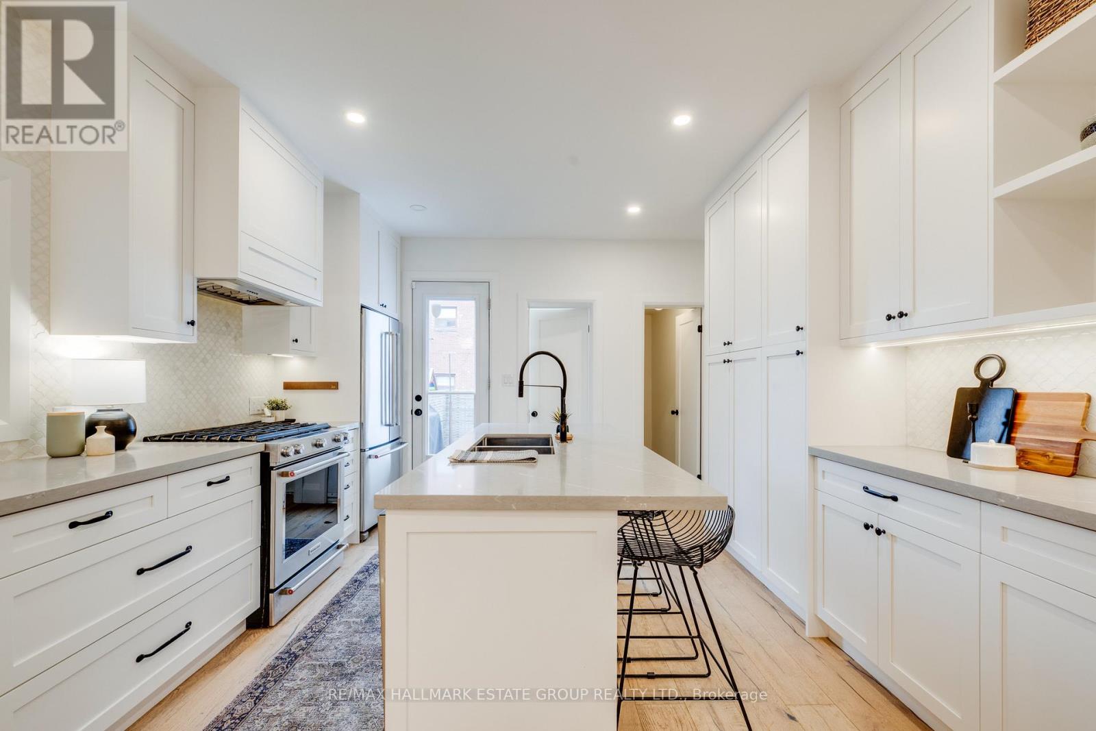 4 Adrian Avenue, Toronto, Ontario  M6N 1A1 - Photo 13 - W12950320