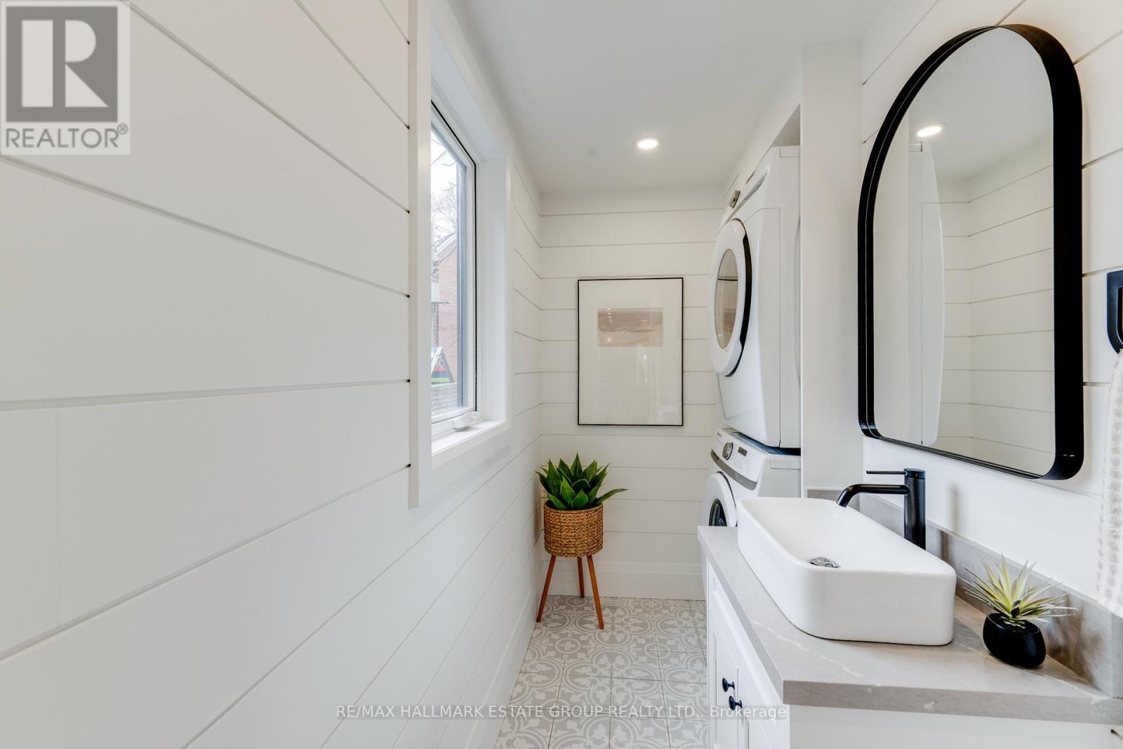 4 Adrian Avenue, Toronto, Ontario  M6N 1A1 - Photo 16 - W12950320