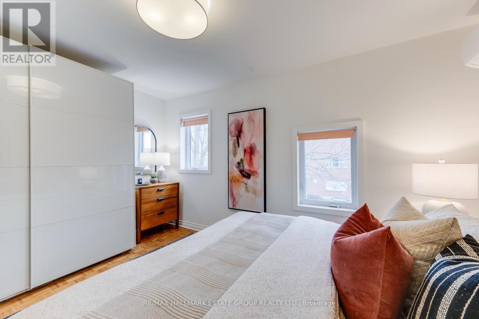 4 Adrian Avenue, Toronto, Ontario  M6N 1A1 - Photo 20 - W12950320