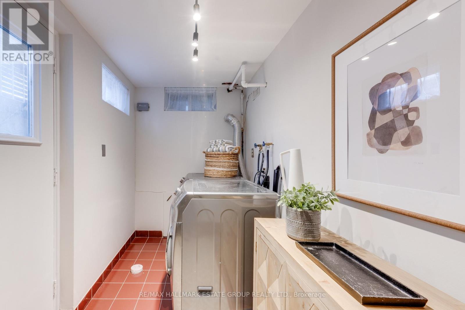 4 Adrian Avenue, Toronto, Ontario  M6N 1A1 - Photo 43 - W12950320