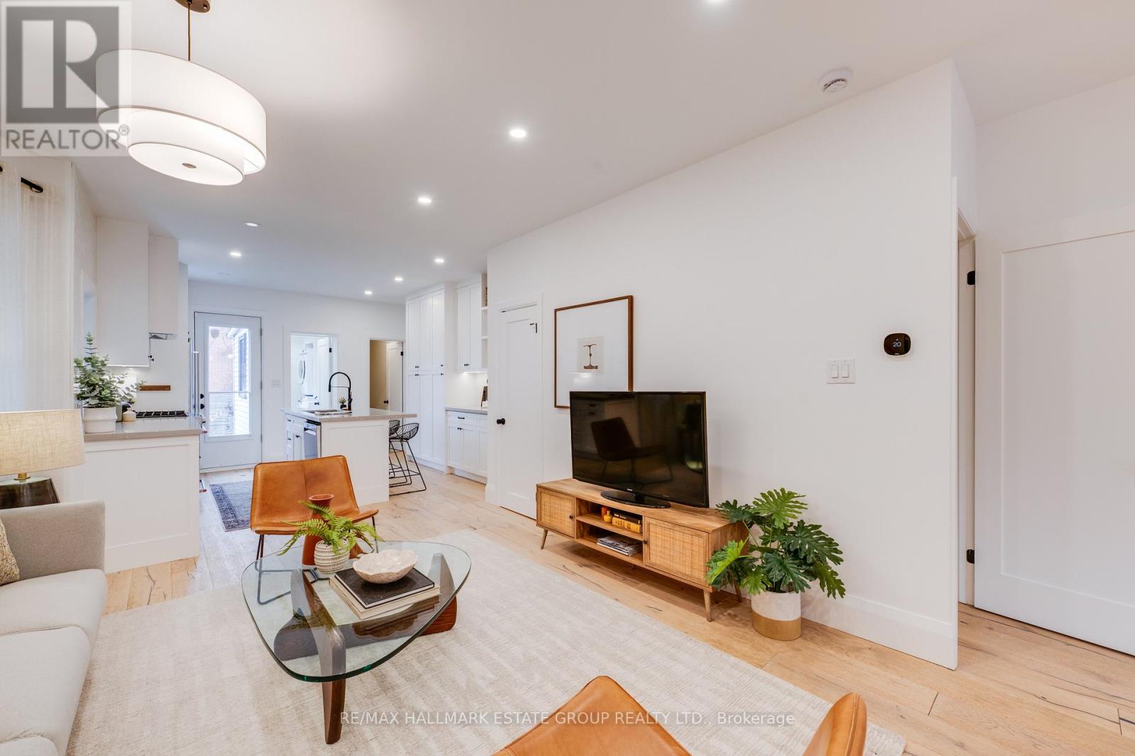 4 Adrian Avenue, Toronto, Ontario  M6N 1A1 - Photo 9 - W12950320