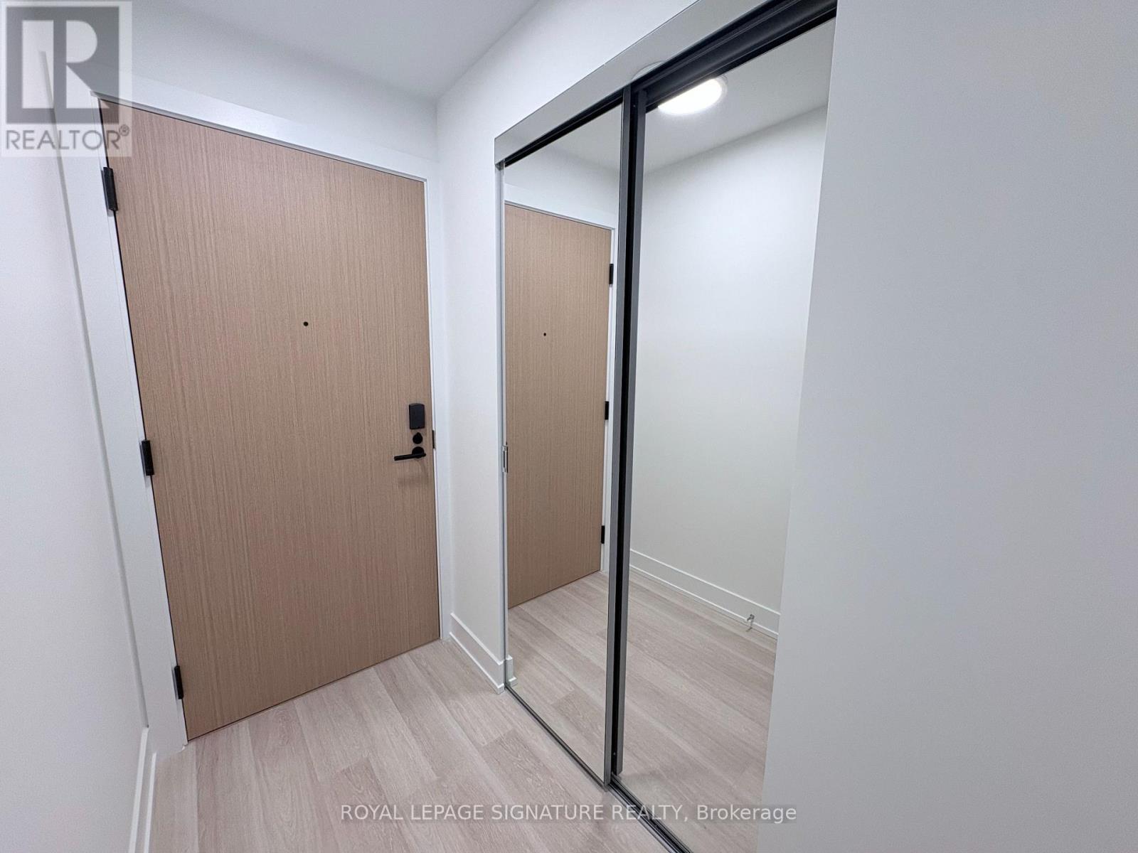 2214 - 60 Central Park Roadway, Toronto, Ontario  M9A 3K1 - Photo 10 - W12950328