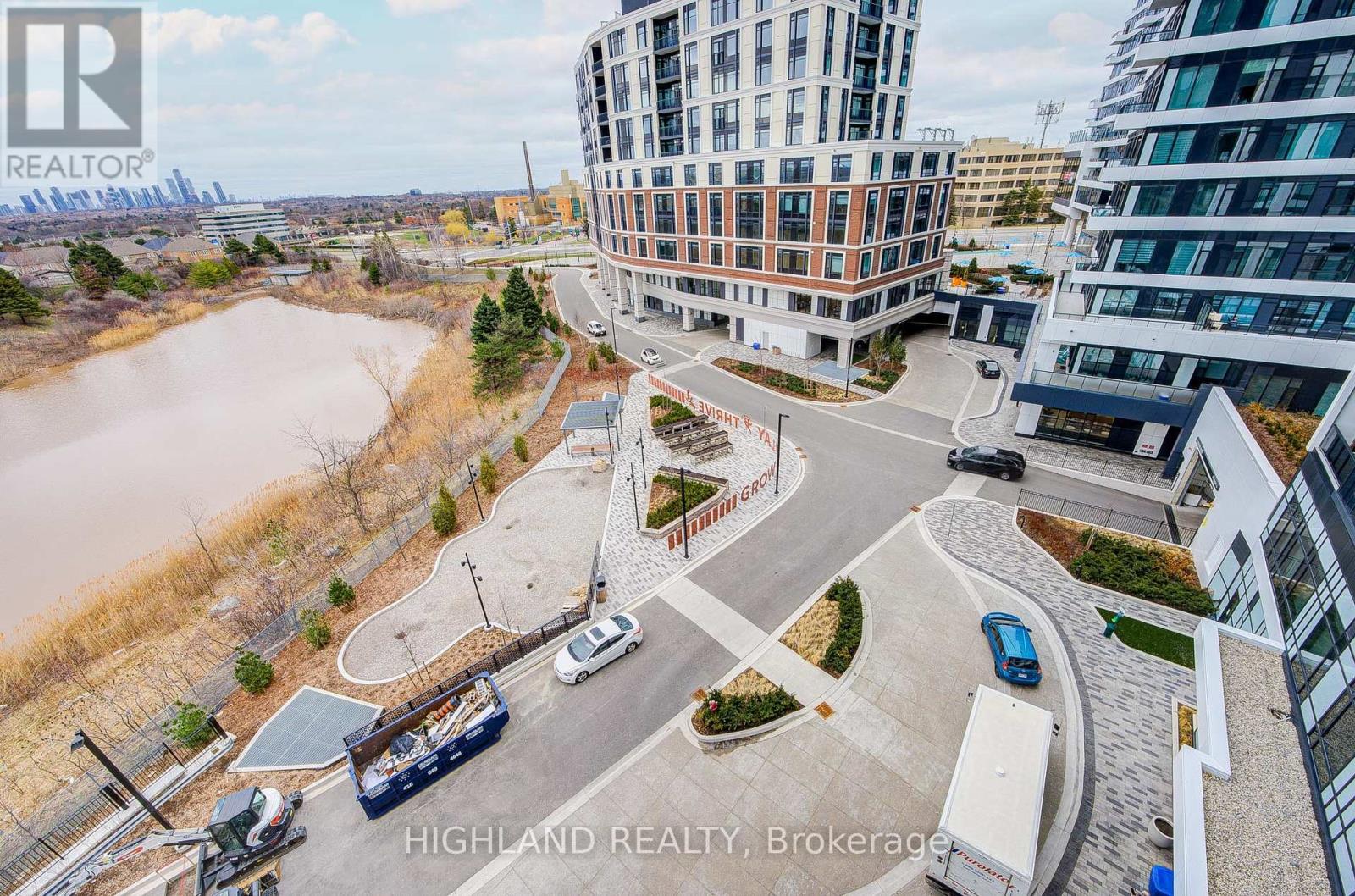 616 - 2495 Eglinton Avenue W, Mississauga, Ontario  L5M 2T2 - Photo 35 - W12950390