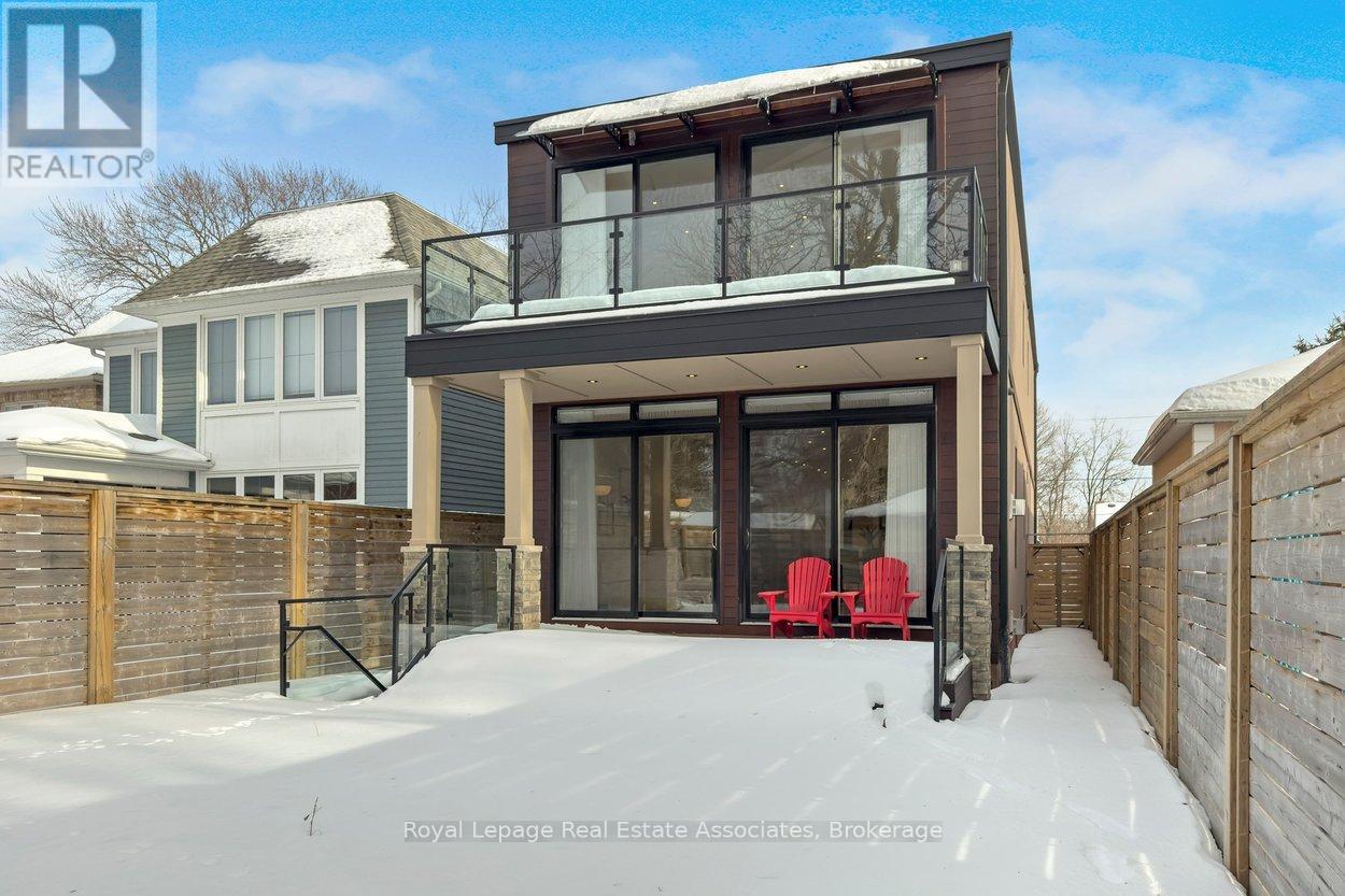 63 Troy Street, Mississauga, Ontario  L5G 1S6 - Photo 47 - W12950394