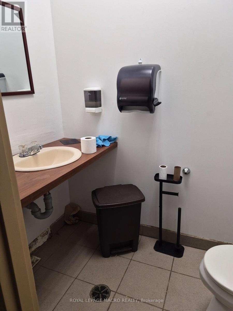 5 - 2195 Wyecroft Road, Oakville, Ontario  L6L 5L7 - Photo 14 - W12950412