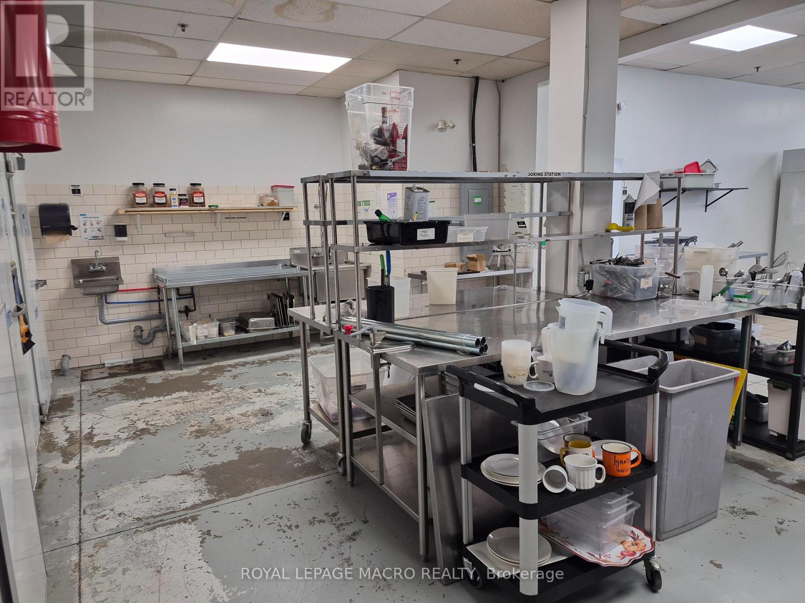 5 - 2195 Wyecroft Road, Oakville, Ontario  L6L 5L7 - Photo 9 - W12950412