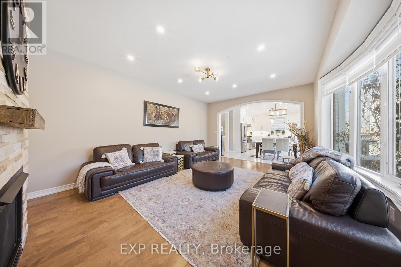 1360 Hill Street, Milton, Ontario  L9T 6M3 - Photo 11 - W12950442