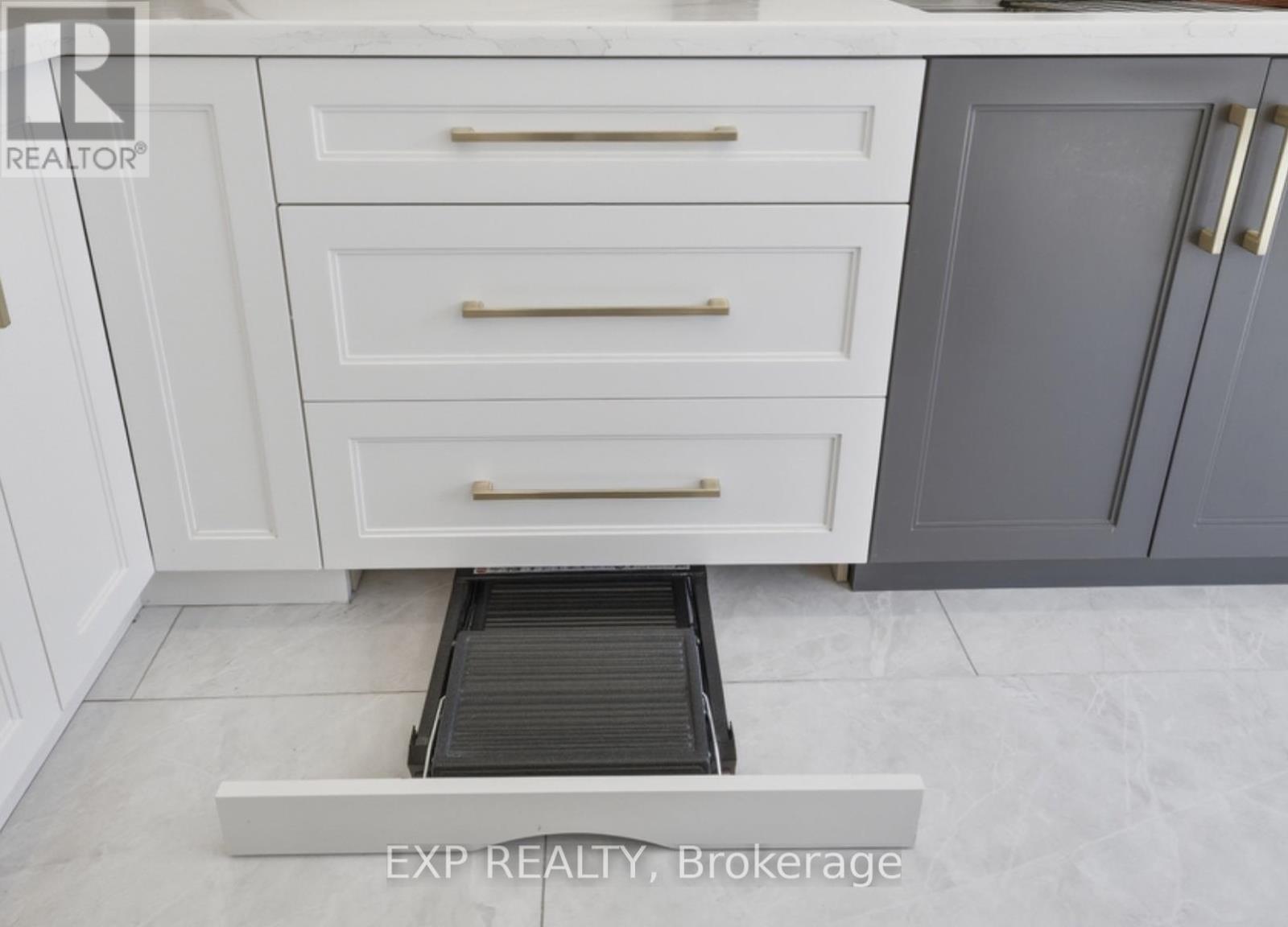 1360 Hill Street, Milton, Ontario  L9T 6M3 - Photo 18 - W12950442