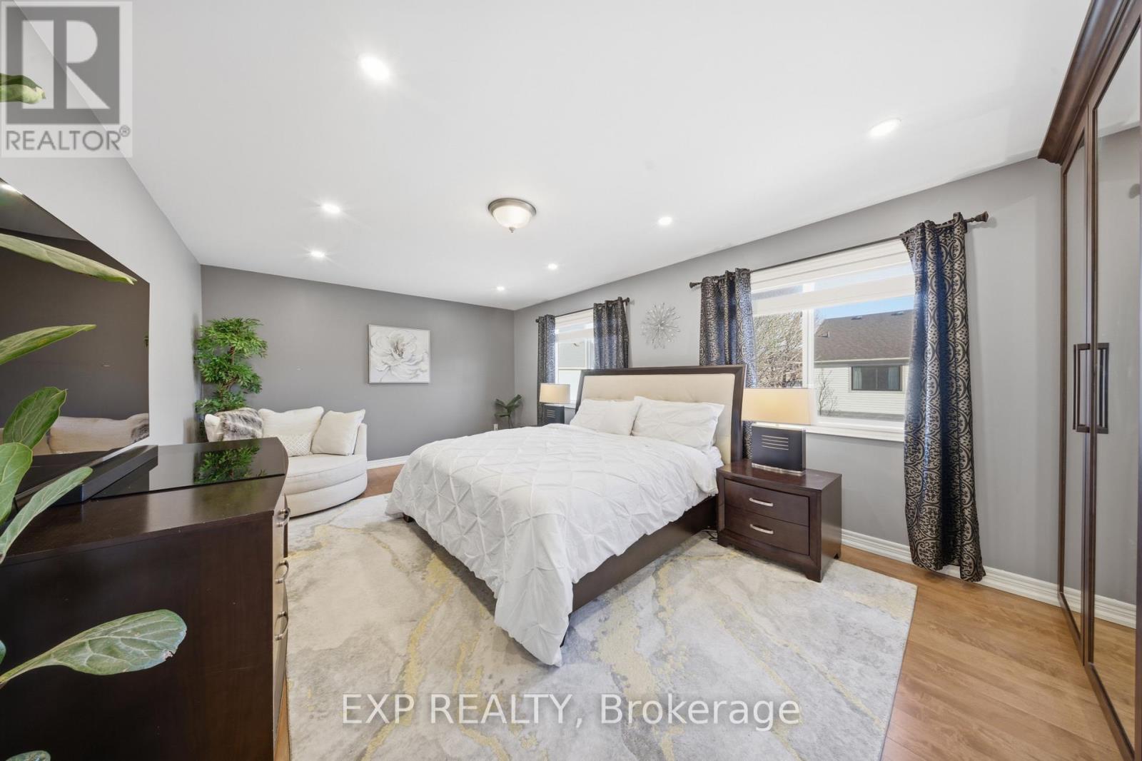 1360 Hill Street, Milton, Ontario  L9T 6M3 - Photo 23 - W12950442