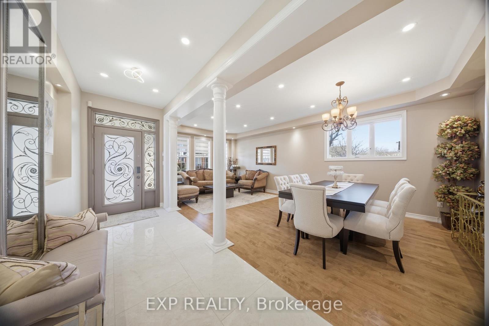 1360 Hill Street, Milton, Ontario  L9T 6M3 - Photo 3 - W12950442