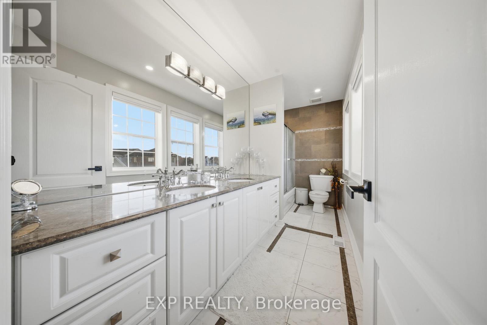 1360 Hill Street, Milton, Ontario  L9T 6M3 - Photo 30 - W12950442