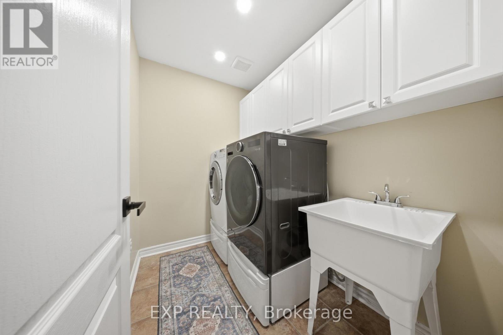 1360 Hill Street, Milton, Ontario  L9T 6M3 - Photo 31 - W12950442