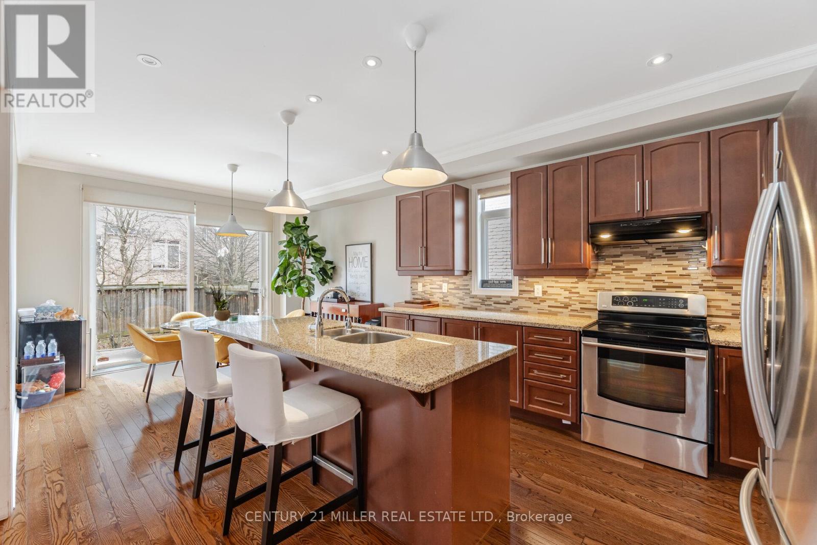 2098 Wildfel Way, Oakville, Ontario  L6M 0E2 - Photo 10 - W12950454