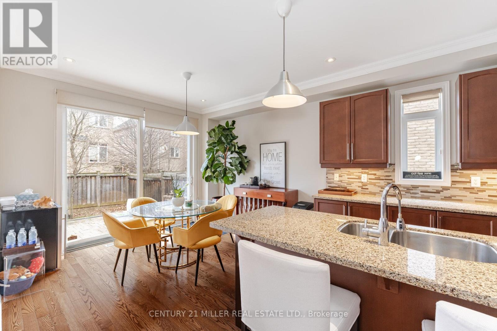 2098 Wildfel Way, Oakville, Ontario  L6M 0E2 - Photo 17 - W12950454