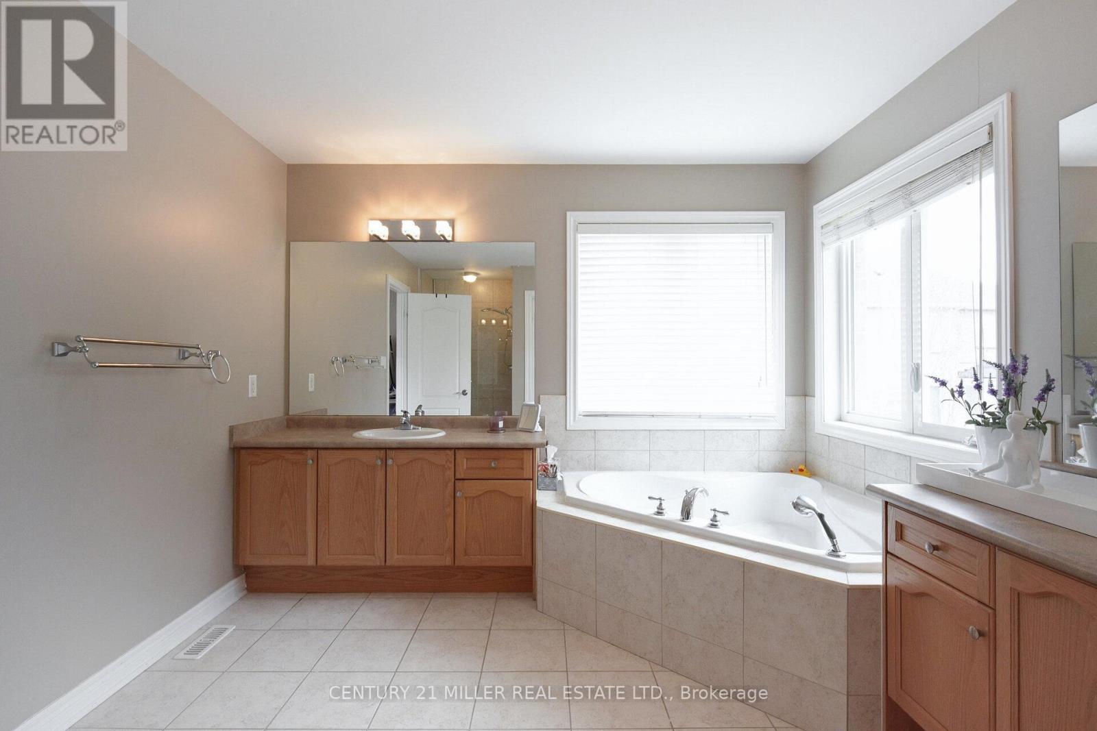 2098 Wildfel Way, Oakville, Ontario  L6M 0E2 - Photo 31 - W12950454