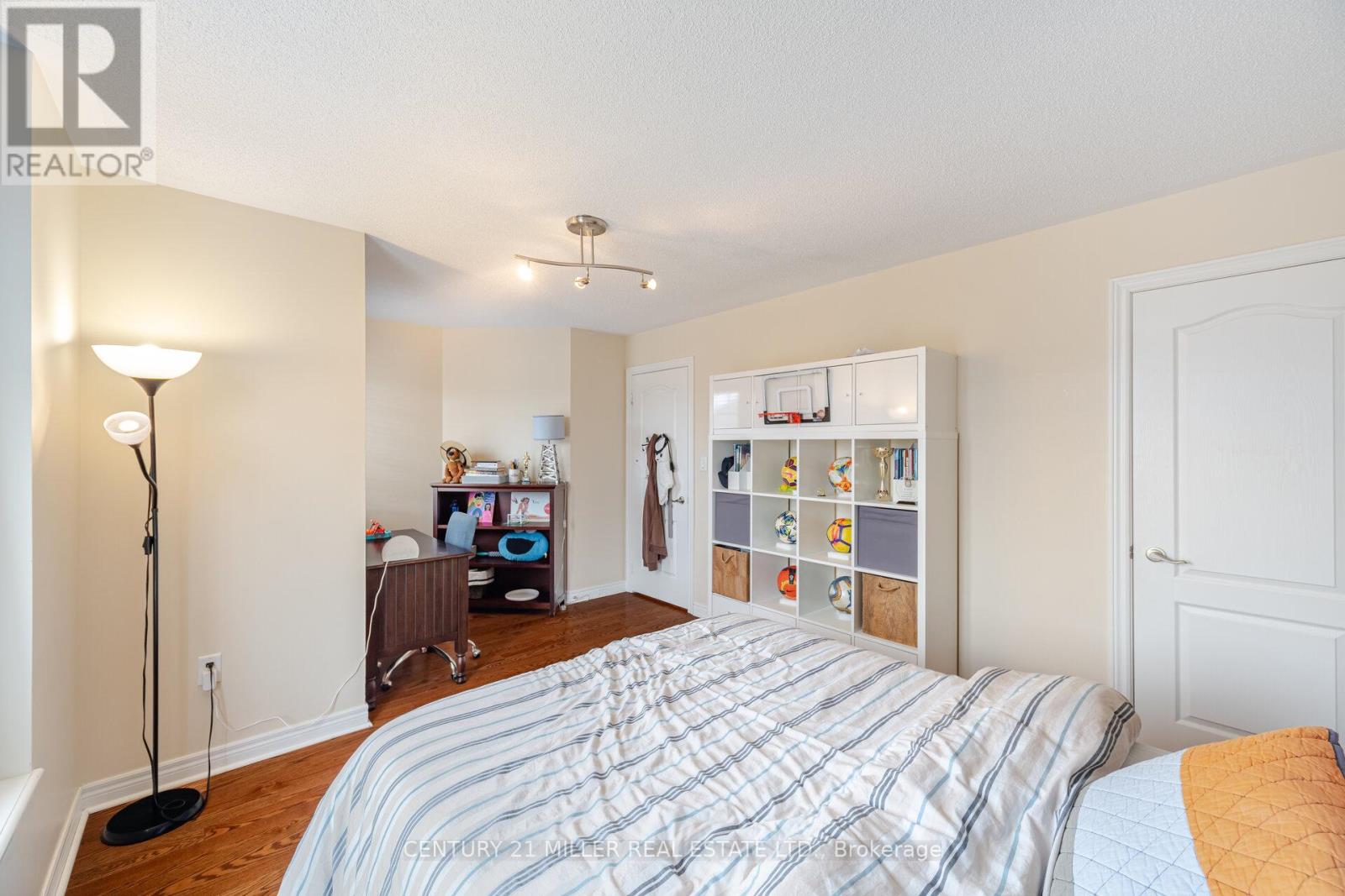 2098 Wildfel Way, Oakville, Ontario  L6M 0E2 - Photo 35 - W12950454