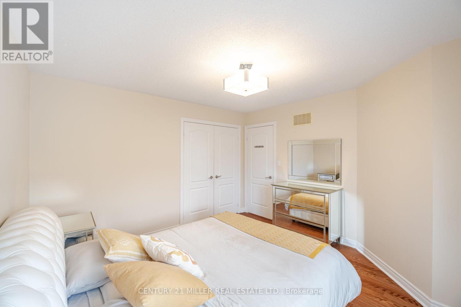 2098 Wildfel Way, Oakville, Ontario  L6M 0E2 - Photo 37 - W12950454